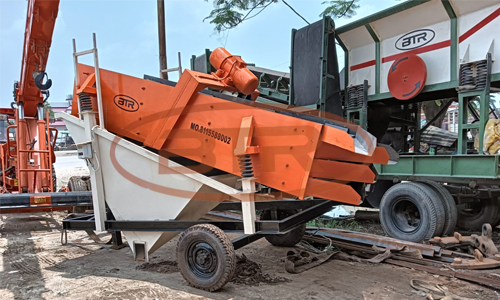 4 Deck Mobile Silica Sand Screening Machine Manufacturer Chhattisgarh